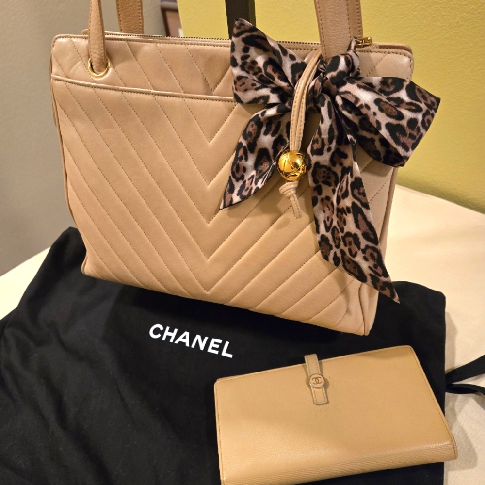 CHANEL Beige Chevron Calfskin Shoulder Bag and Wallet